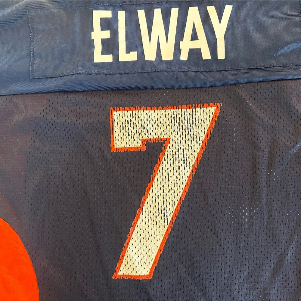 Champion‎ Vintage Men’s Denver Broncos John Elway #7 Size 40 - Picture 4 of 7